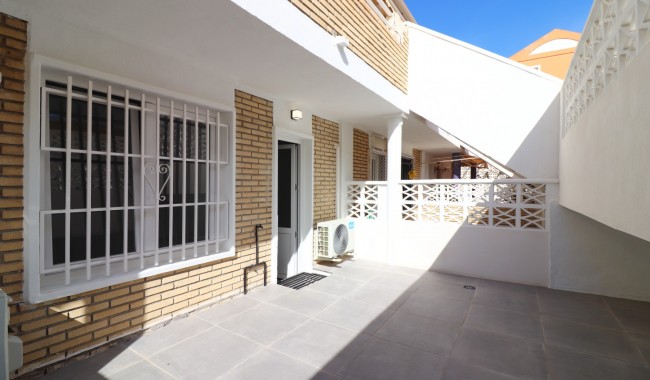 Sprzedaż - Apartament - Torrevieja - Torre La Mata