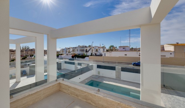 Nybyggnation - Villa - Torrevieja - Centro