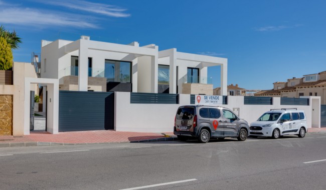 Nybyggnation - Villa - Torrevieja - Centro