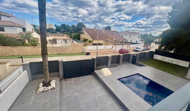 Resale - Villa - Orihuela Costa - Orihuela costa