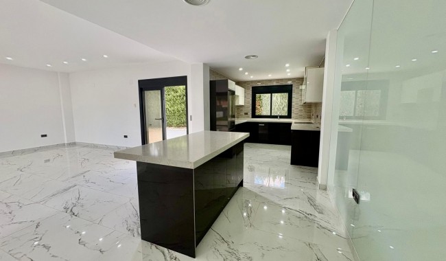 Resale - Villa - Orihuela Costa - Orihuela costa