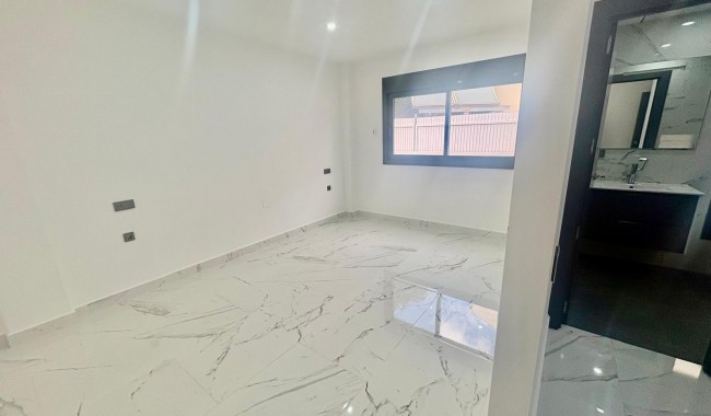 Resale - Villa - Orihuela Costa - Orihuela costa
