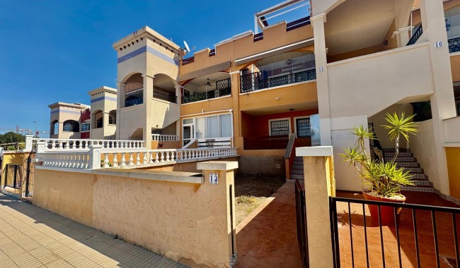 Begagnad - Bungalow - Orihuela Costa - Orihuela costa