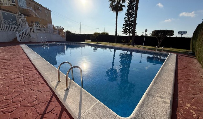Apartamento - Segunda mano - Torrevieja - Torrevieja