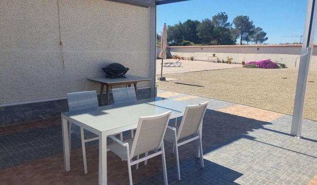 Resale - Villa - Algorfa - Algorfa Centro
