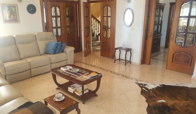 Resale - Villa - Algorfa - Algorfa Centro