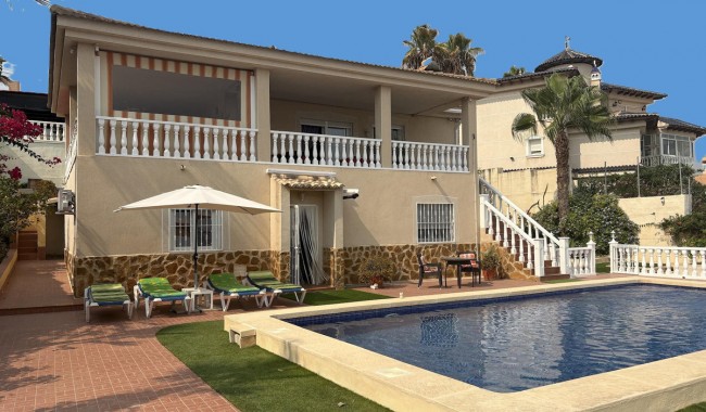 Villa - Resale - Algorfa - Algorfa Centro