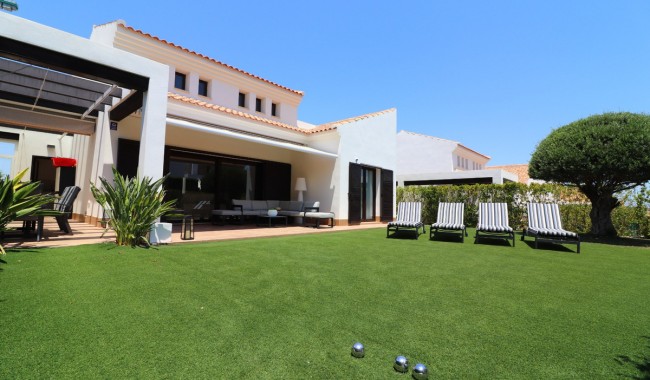 Villa - Resale - Algorfa - Algorfa Centro