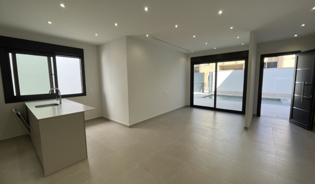 Nueva construcción  - Villa - Almoradi - Heredades