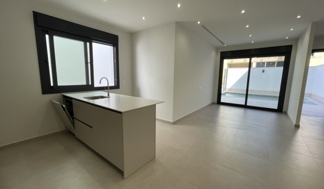 Nueva construcción  - Villa - Almoradi - Heredades