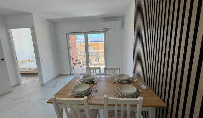 Resale - Apartment - Torrevieja - Playa del Acequión