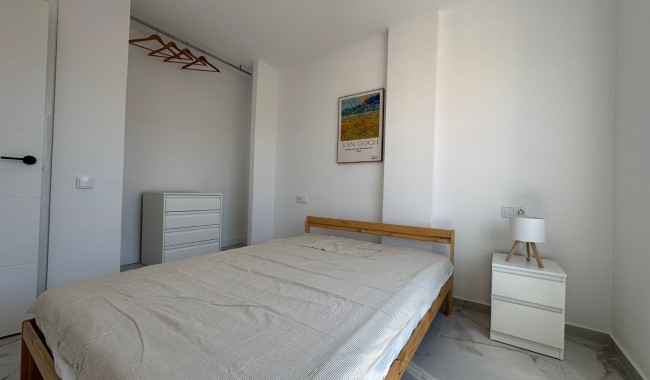 Resale - Apartment - Torrevieja - Playa del Acequión