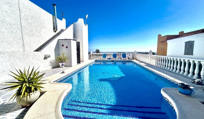 Resale - Villa - Villamartín