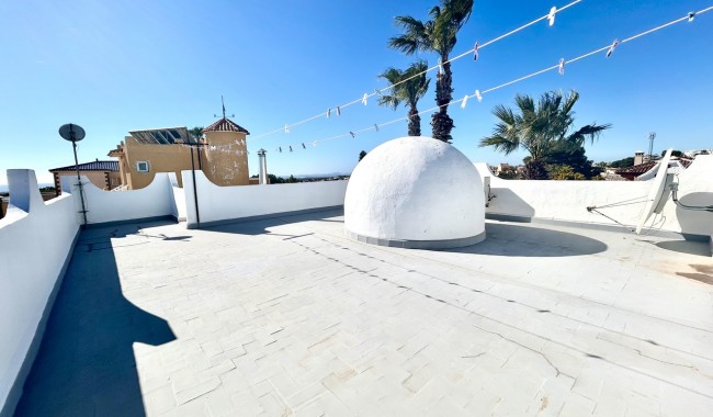 Resale - Villa - Villamartín