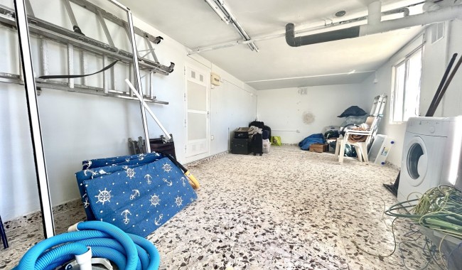Resale - Villa - Villamartín