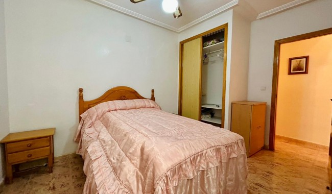 Sprzedaż - Apartament - Torrevieja
