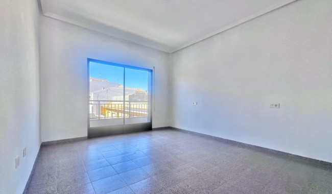 Sprzedaż - Apartament - Pilar de La Horadada - Zona Pueblo