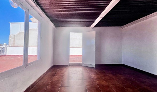 Sprzedaż - Apartament - Pilar de La Horadada - Zona Pueblo