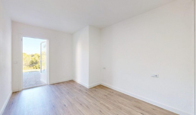 Sprzedaż - Apartament - Villamartín