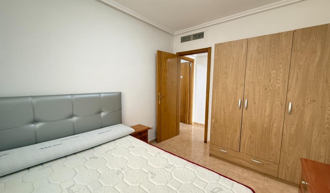Resale - Apartment - Torrevieja - Playa del cura