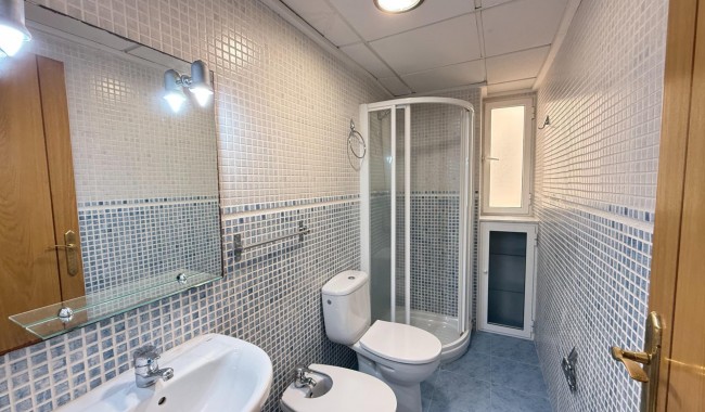 Resale - Apartment - Torrevieja - Playa del cura
