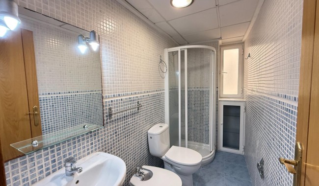Resale - Apartment - Torrevieja - Playa del cura