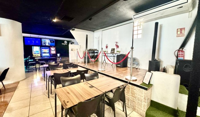 Segunda mano - Local comercial - San Miguel de Salinas
