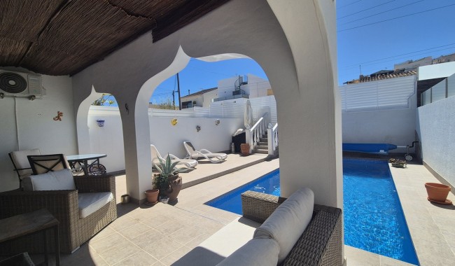Begagnad - Bungalow - Villamartín - Costa Blanca