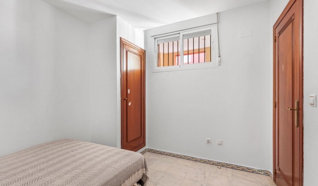 Sprzedaż - Apartament - Torrevieja - Playa de los locos