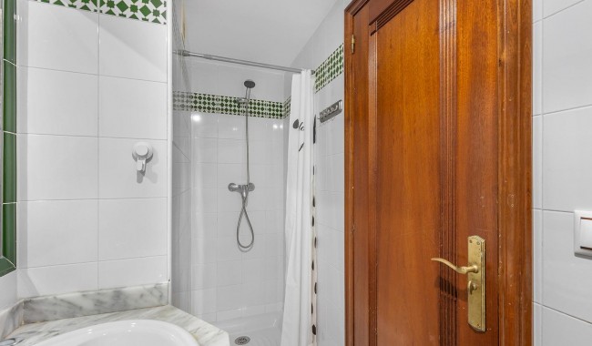Sprzedaż - Apartament - Torrevieja - Playa de los locos