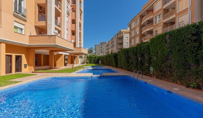 Sprzedaż - Apartament - Torrevieja - Playa de los locos