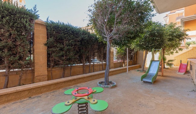 Sprzedaż - Apartament - Torrevieja - Playa de los locos