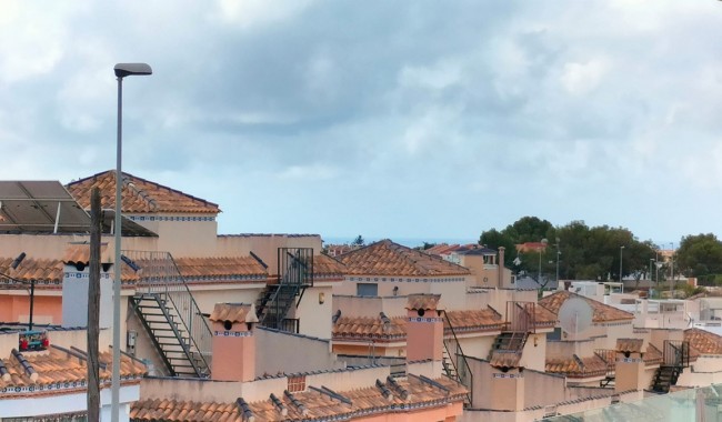 Nowa konstrukcja - Kamienica - Orihuela - Villamartín