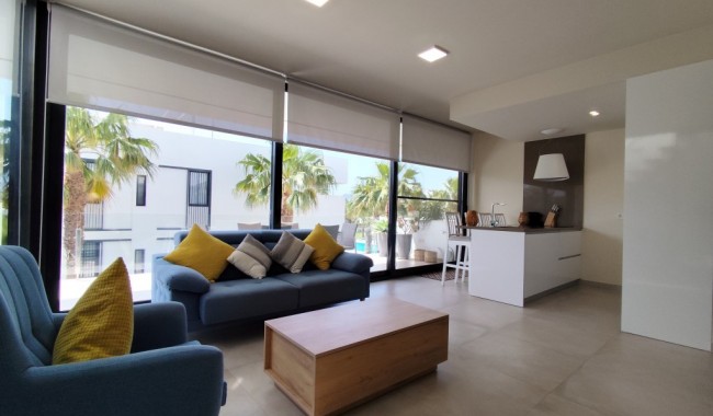 Resale - Apartment - Mar de Cristal