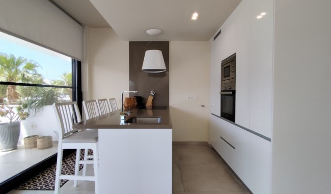 Resale - Apartment - Mar de Cristal