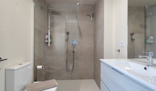 Resale - Apartment - Mar de Cristal