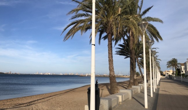 Resale - Apartment - Mar de Cristal