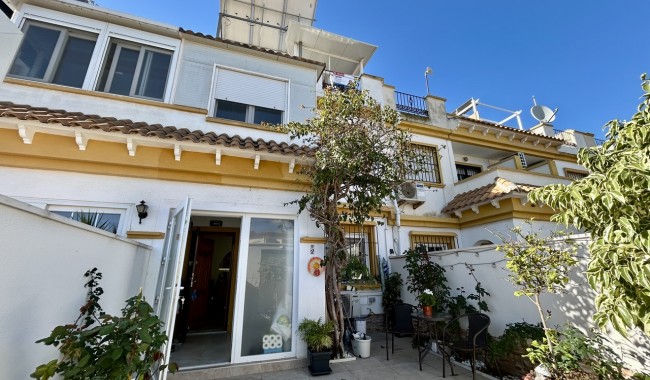 Sprzedaż - Kamienica - Torrevieja