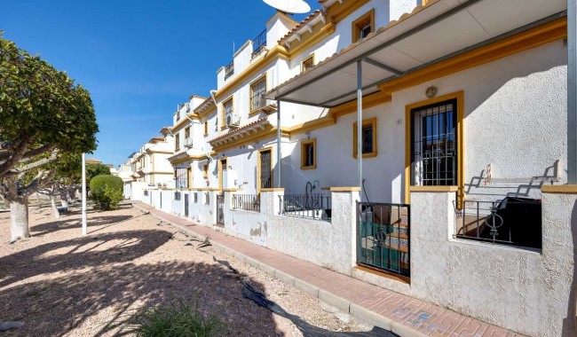 Sprzedaż - Kamienica - Torrevieja