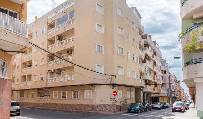 Resale - Apartment - Torrevieja