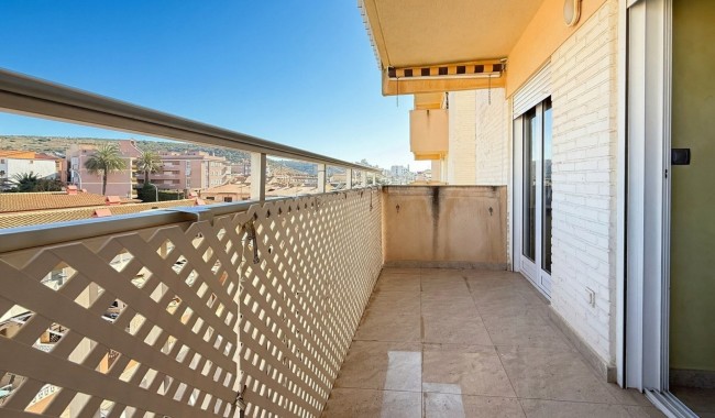 Resale - Apartment - Santa Pola