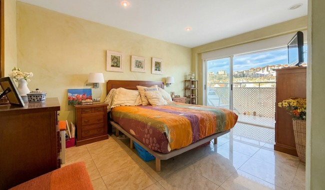 Resale - Apartment - Santa Pola