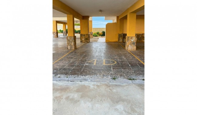 Resale - Apartment - Santa Pola