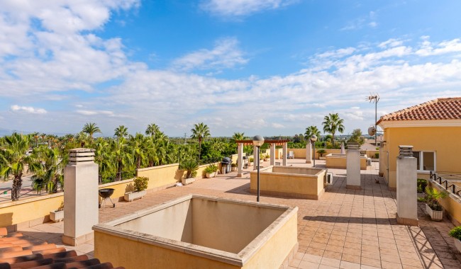 Resale - Apartment - Jacarilla