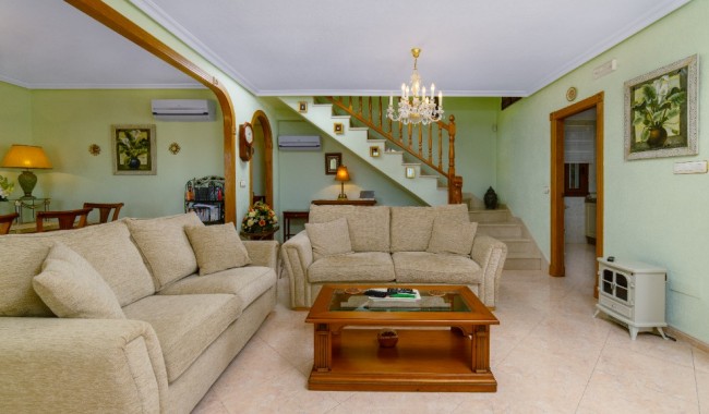 Resale - Villa - Torrevieja - Los Altos