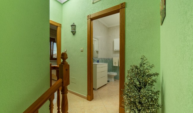 Resale - Villa - Torrevieja - Los Altos