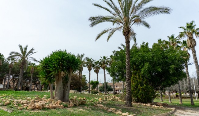 Resale - Villa - Torrevieja - Los Altos