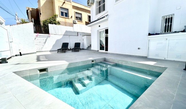 Begagnad - Villa - Villamartín