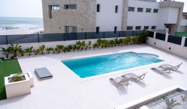 Begagnad - Villa - Torrevieja - Costa Blanca South