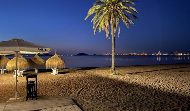 Resale - Apartment - La Manga del Mar Menor - La Manga